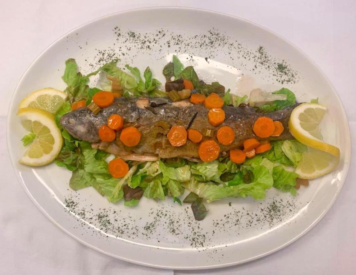 Hotel Ristorante Della Stazione Tegna Exteriér fotografie