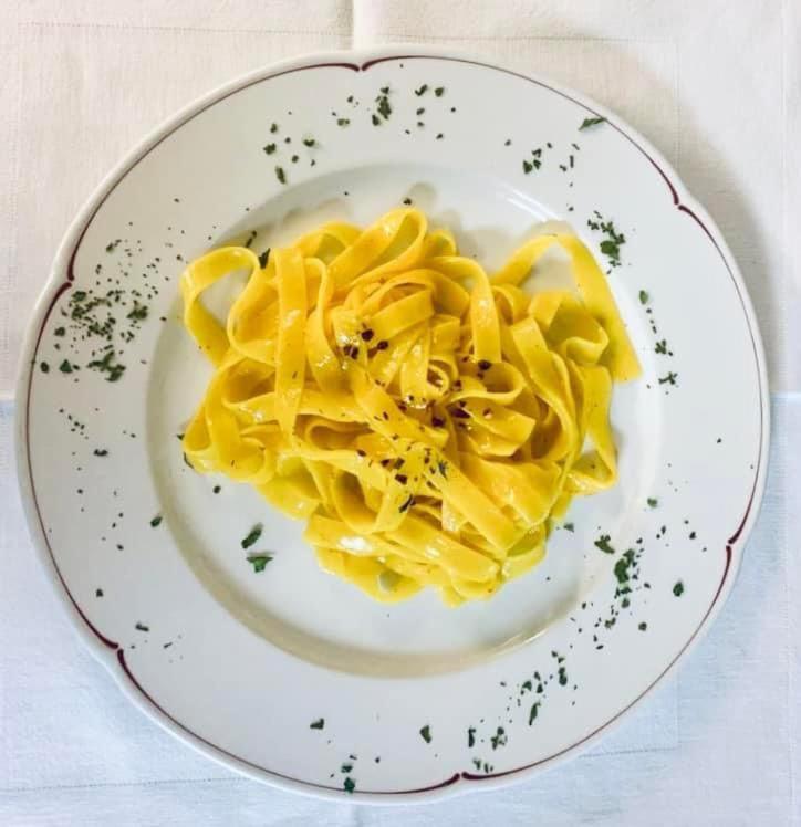 Hotel Ristorante Della Stazione Tegna Exteriér fotografie
